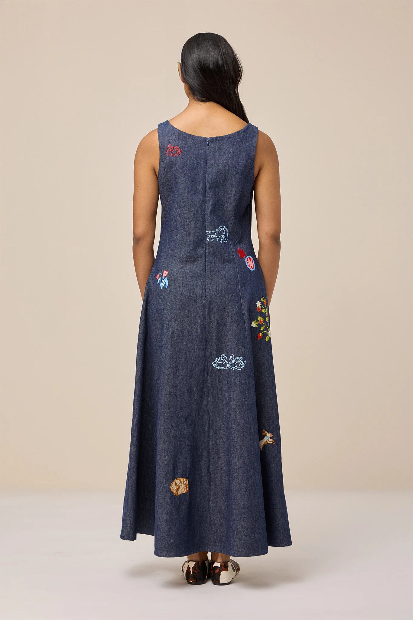 TRINKET DRESS - STORY BOOK EMBROIDERY - Hercitys