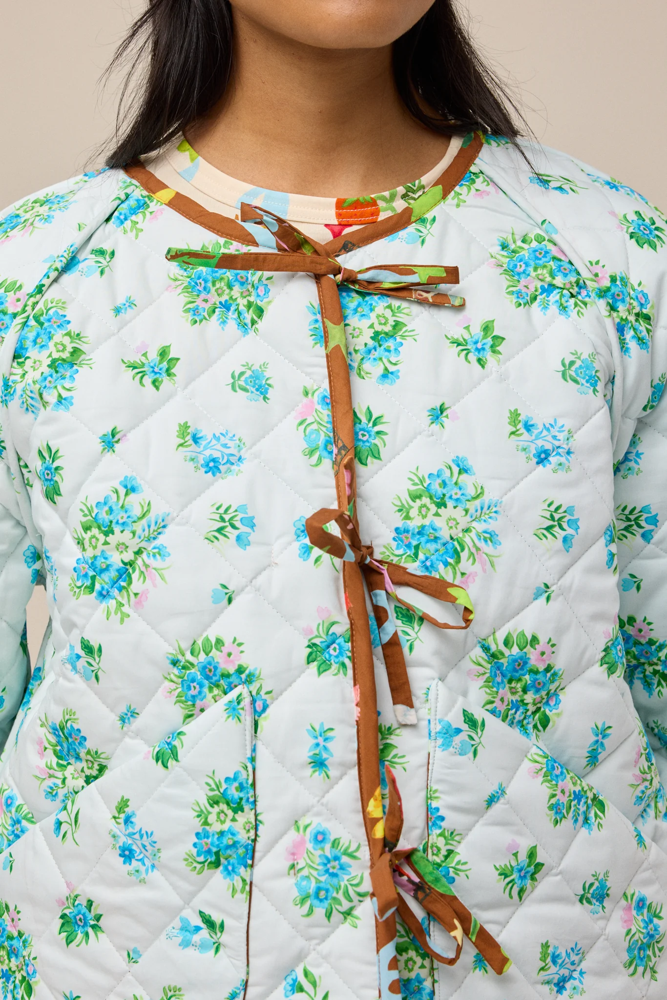 REVERSIBLE QUILTED JACKET - STORY BOOK/CHINTZ - Hercitys